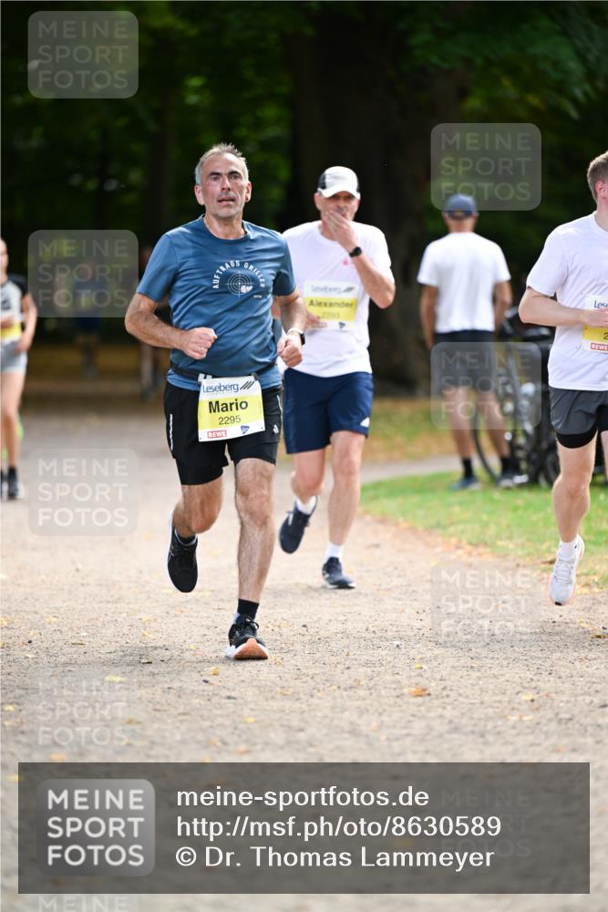 31.08.2025 - 21. Blankeneser Heldenlauf Dr. Thomas Lammeyer http://msf.ph/oto/8630589 31.08.2025 10:13:40 Laufen 2295, 2 meine-sportfotos.de