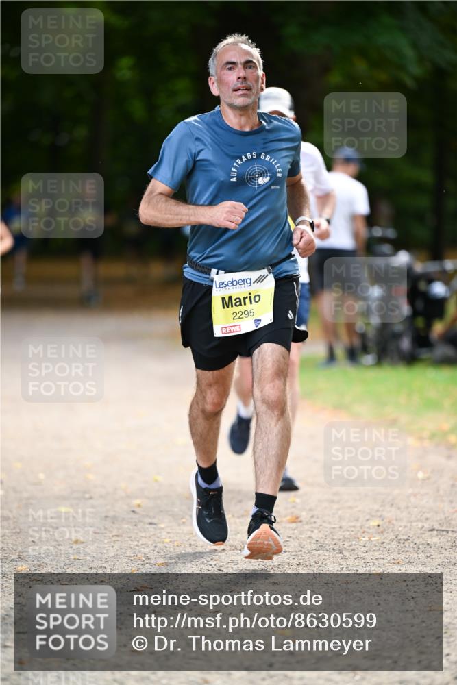 31.08.2025 - 21. Blankeneser Heldenlauf Dr. Thomas Lammeyer http://msf.ph/oto/8630599 31.08.2025 10:13:41 Laufen 2295 meine-sportfotos.de