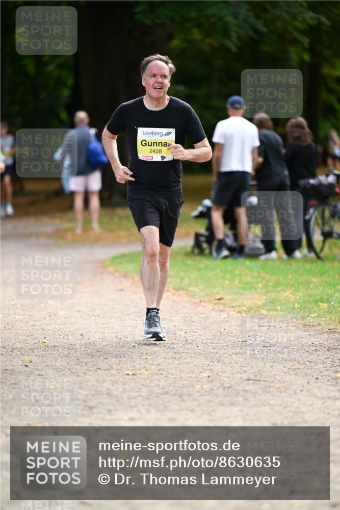 31.08.2025 - 21. Blankeneser Heldenlauf Dr. Thomas Lammeyer http://msf.ph/oto/8630635 31.08.2025 10:13:54 Laufen 2428 meine-sportfotos.de