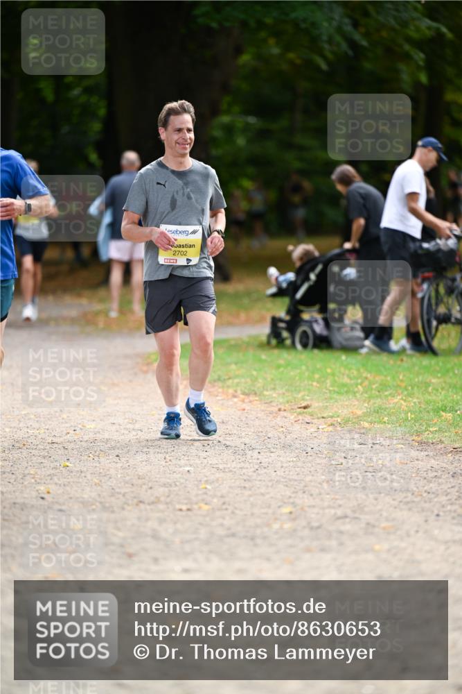 31.08.2025 - 21. Blankeneser Heldenlauf Dr. Thomas Lammeyer http://msf.ph/oto/8630653 31.08.2025 10:13:57 Laufen 2702 meine-sportfotos.de