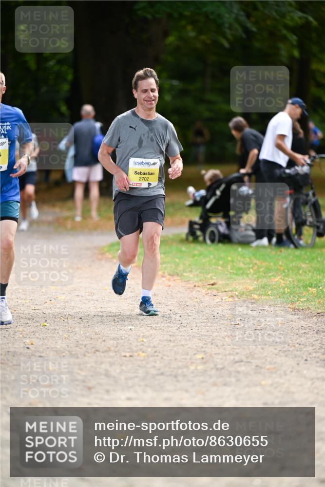 31.08.2025 - 21. Blankeneser Heldenlauf Dr. Thomas Lammeyer http://msf.ph/oto/8630655 31.08.2025 10:13:58 Laufen 2702 meine-sportfotos.de
