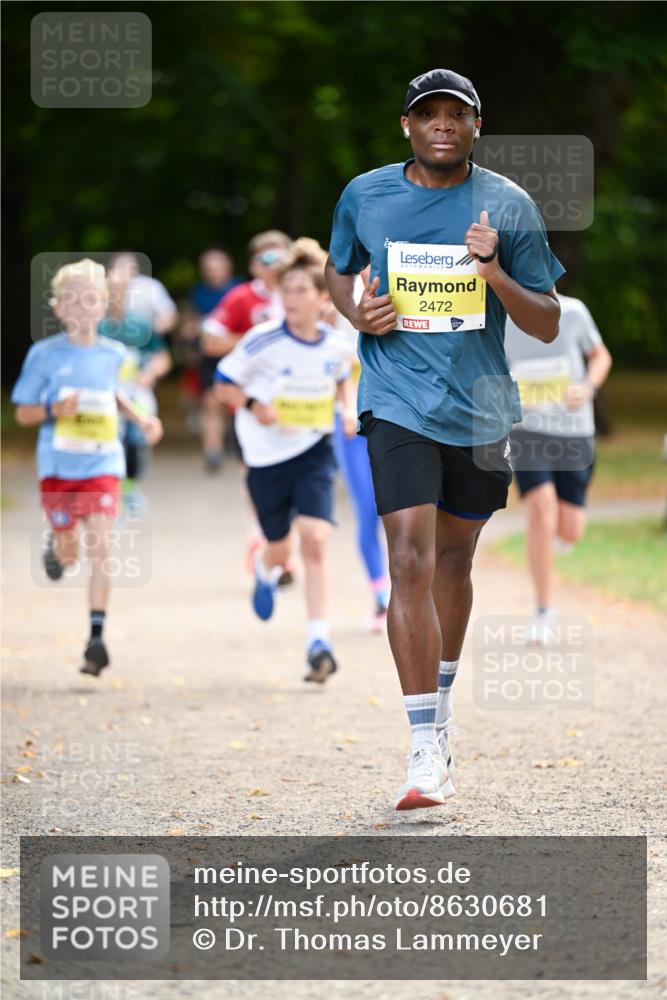 31.08.2025 - 21. Blankeneser Heldenlauf Dr. Thomas Lammeyer http://msf.ph/oto/8630681 31.08.2025 10:14:03 Laufen 2472 meine-sportfotos.de