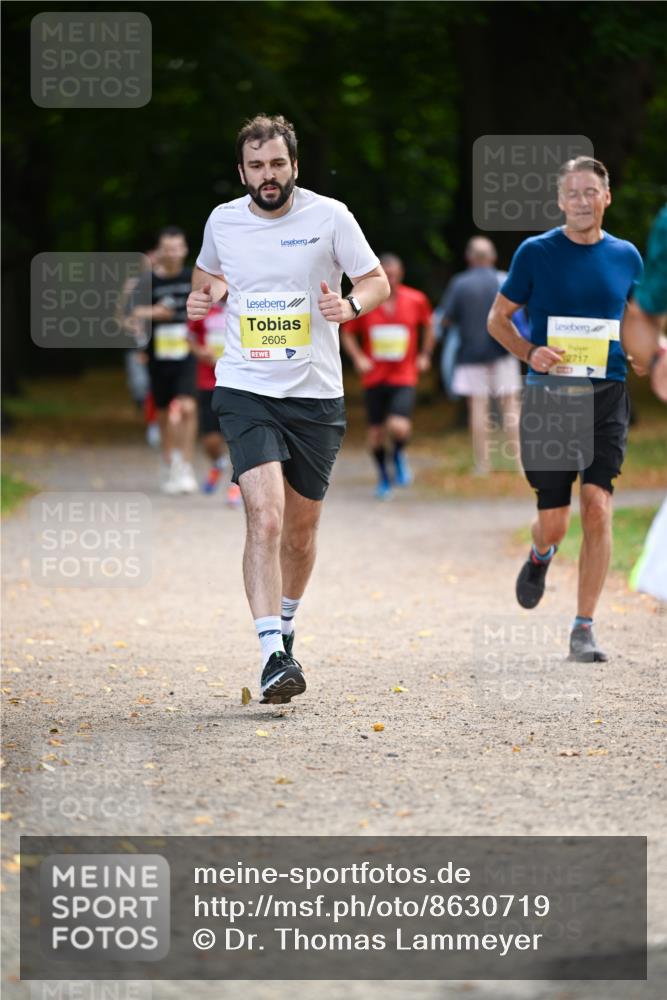 31.08.2025 - 21. Blankeneser Heldenlauf Dr. Thomas Lammeyer http://msf.ph/oto/8630719 31.08.2025 10:14:11 Laufen 2605, 2717 meine-sportfotos.de