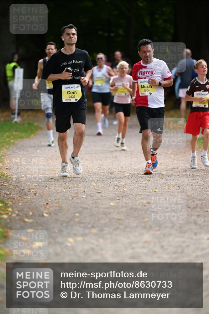 31.08.2025 - 21. Blankeneser Heldenlauf Dr. Thomas Lammeyer http://msf.ph/oto/8630733 31.08.2025 10:14:17 Laufen 2626, 4, 2504, 2643 meine-sportfotos.de