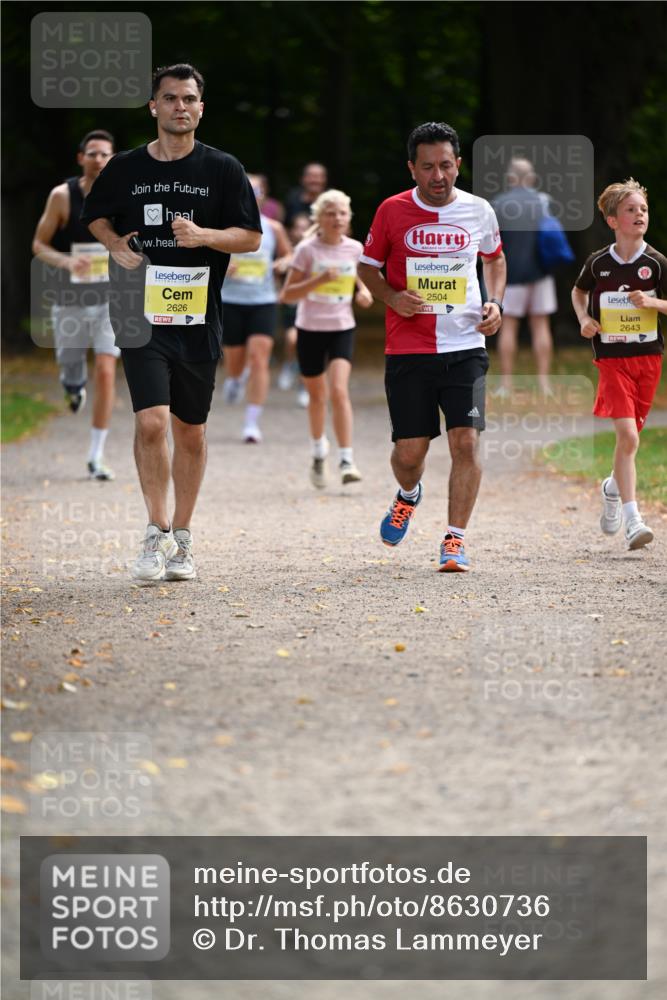 31.08.2025 - 21. Blankeneser Heldenlauf Dr. Thomas Lammeyer http://msf.ph/oto/8630736 31.08.2025 10:14:18 Laufen 2626, 2504, 2643 meine-sportfotos.de
