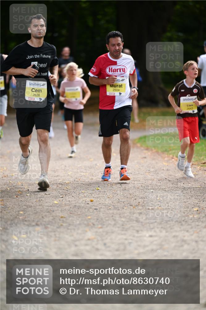 31.08.2025 - 21. Blankeneser Heldenlauf Dr. Thomas Lammeyer http://msf.ph/oto/8630740 31.08.2025 10:14:18 Laufen 2626, 2504, 2643 meine-sportfotos.de