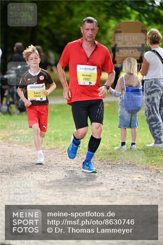 31.08.2025 - 21. Blankeneser Heldenlauf Dr. Thomas Lammeyer http://msf.ph/oto/8630746 31.08.2025 10:14:20 Laufen 2643, 2662, 9212, 121225 meine-sportfotos.de