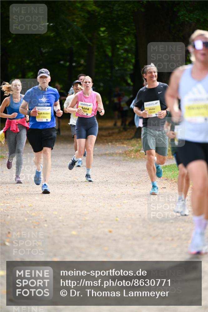 31.08.2025 - 21. Blankeneser Heldenlauf Dr. Thomas Lammeyer http://msf.ph/oto/8630771 31.08.2025 10:14:25 Laufen 2698, 2049, 2384 meine-sportfotos.de