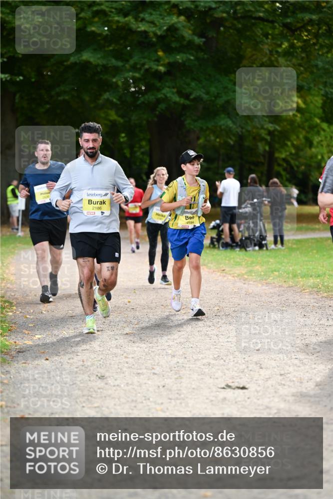 31.08.2025 - 21. Blankeneser Heldenlauf Dr. Thomas Lammeyer http://msf.ph/oto/8630856 31.08.2025 10:14:49 Laufen 2636, 2186, 2, 2184 meine-sportfotos.de