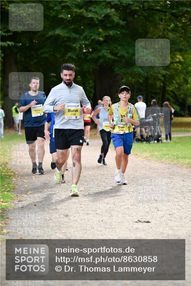 31.08.2025 - 21. Blankeneser Heldenlauf Dr. Thomas Lammeyer http://msf.ph/oto/8630858 31.08.2025 10:14:50 Laufen 2186, 2184 meine-sportfotos.de