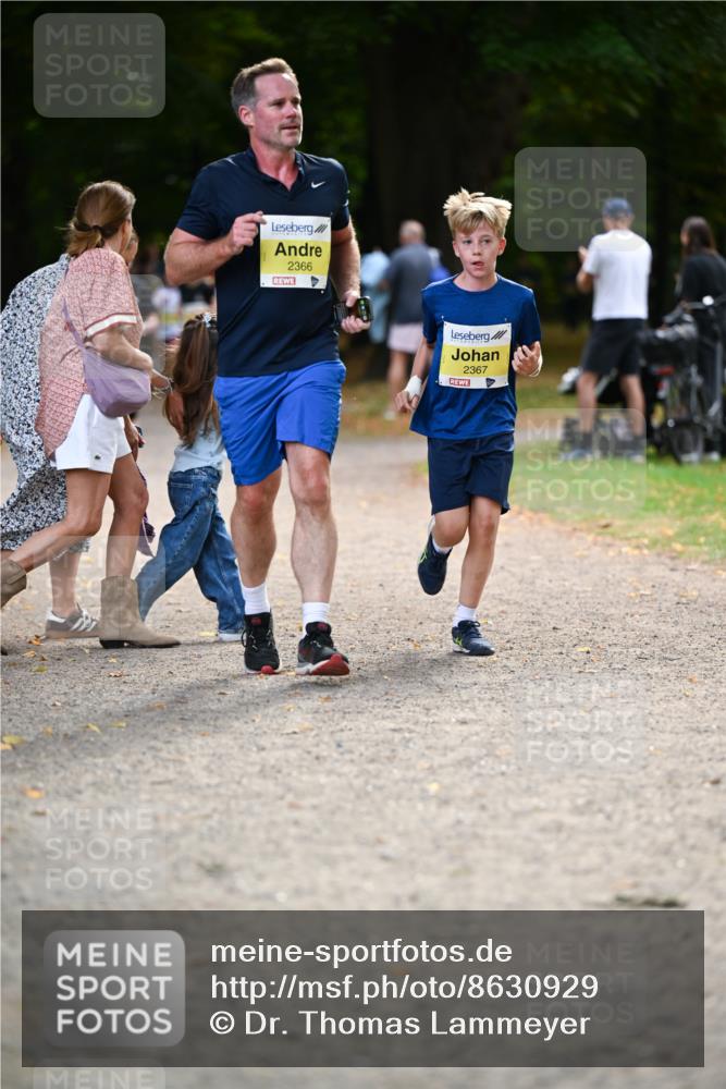 31.08.2025 - 21. Blankeneser Heldenlauf Dr. Thomas Lammeyer http://msf.ph/oto/8630929 31.08.2025 10:15:03 Laufen 2366, 2367 meine-sportfotos.de