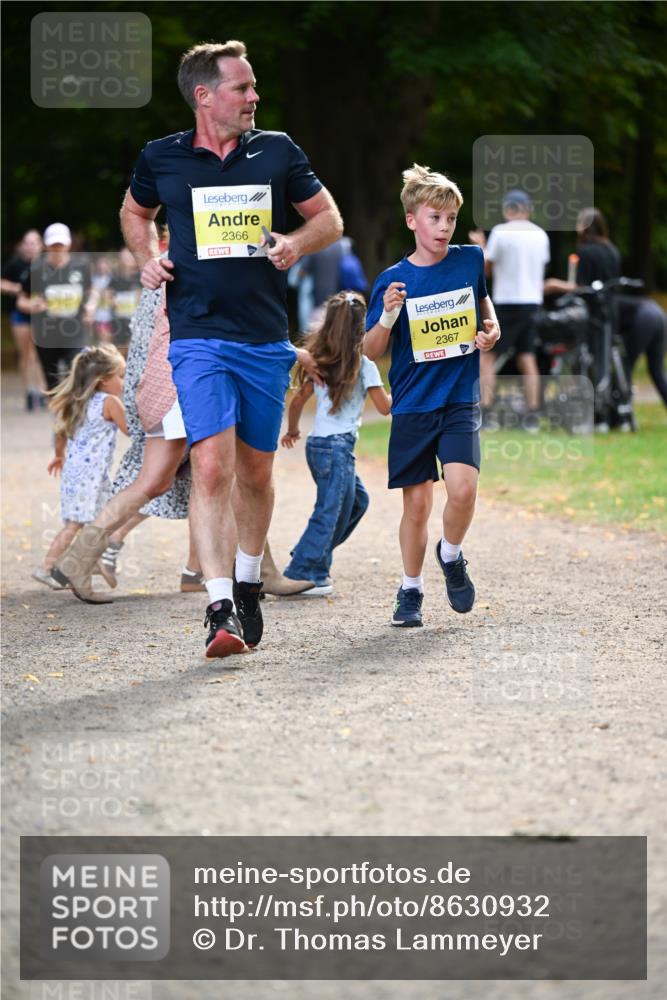 31.08.2025 - 21. Blankeneser Heldenlauf Dr. Thomas Lammeyer http://msf.ph/oto/8630932 31.08.2025 10:15:04 Laufen 2366, 2367 meine-sportfotos.de