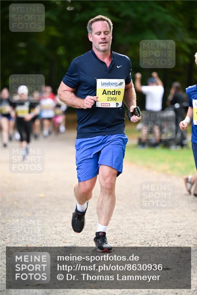 31.08.2025 - 21. Blankeneser Heldenlauf Dr. Thomas Lammeyer http://msf.ph/oto/8630936 31.08.2025 10:15:05 Laufen 2366 meine-sportfotos.de