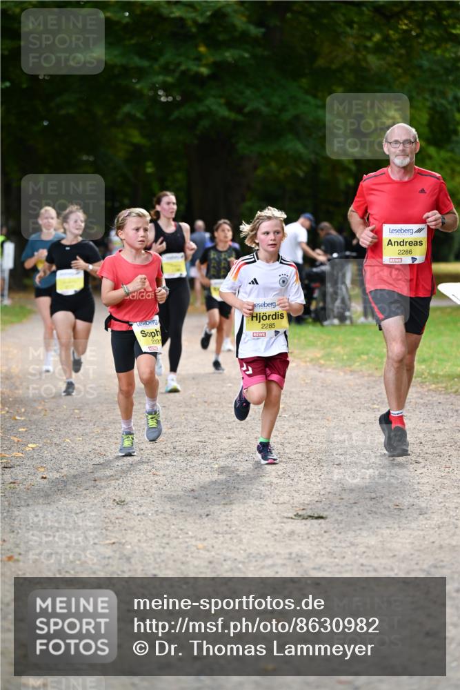 31.08.2025 - 21. Blankeneser Heldenlauf Dr. Thomas Lammeyer http://msf.ph/oto/8630982 31.08.2025 10:15:16 Laufen 2331, 2285, 2286 meine-sportfotos.de