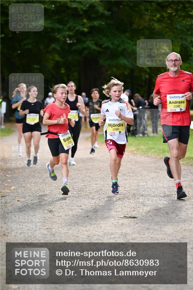 31.08.2025 - 21. Blankeneser Heldenlauf Dr. Thomas Lammeyer http://msf.ph/oto/8630983 31.08.2025 10:15:17 Laufen 2331, 2285, 2286 meine-sportfotos.de