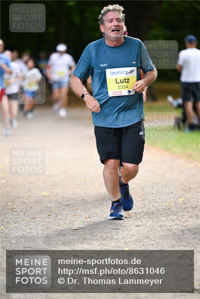 31.08.2025 - 21. Blankeneser Heldenlauf Dr. Thomas Lammeyer http://msf.ph/oto/8631046 31.08.2025 10:15:32 Laufen 2354 meine-sportfotos.de