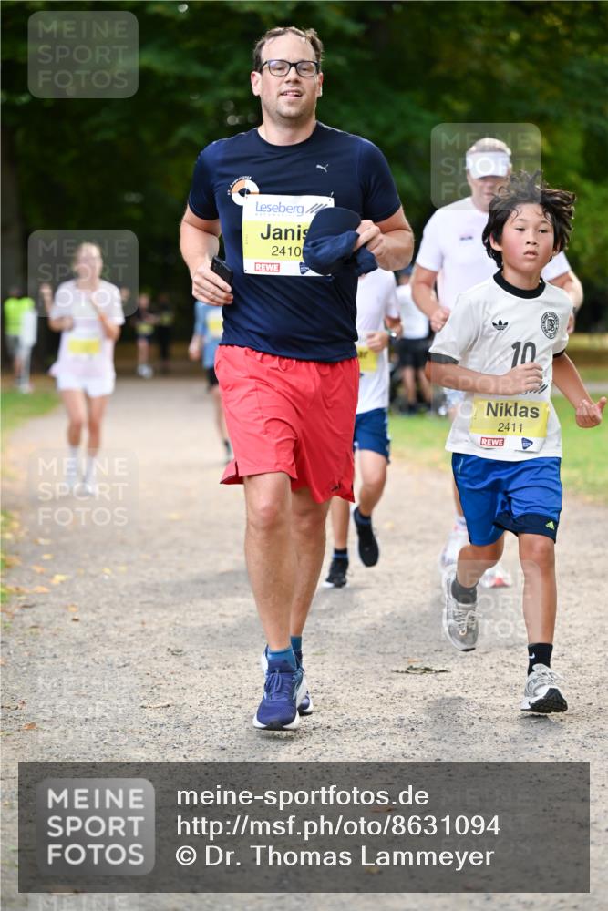 31.08.2025 - 21. Blankeneser Heldenlauf Dr. Thomas Lammeyer http://msf.ph/oto/8631094 31.08.2025 10:15:43 Laufen 3, 2410, 10, 2411 meine-sportfotos.de