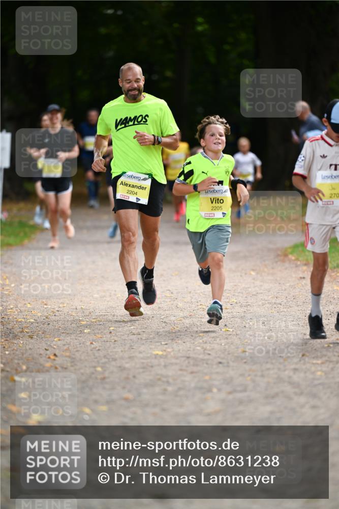 31.08.2025 - 21. Blankeneser Heldenlauf Dr. Thomas Lammeyer http://msf.ph/oto/8631238 31.08.2025 10:16:28 Laufen 2204, 2205, 270 meine-sportfotos.de