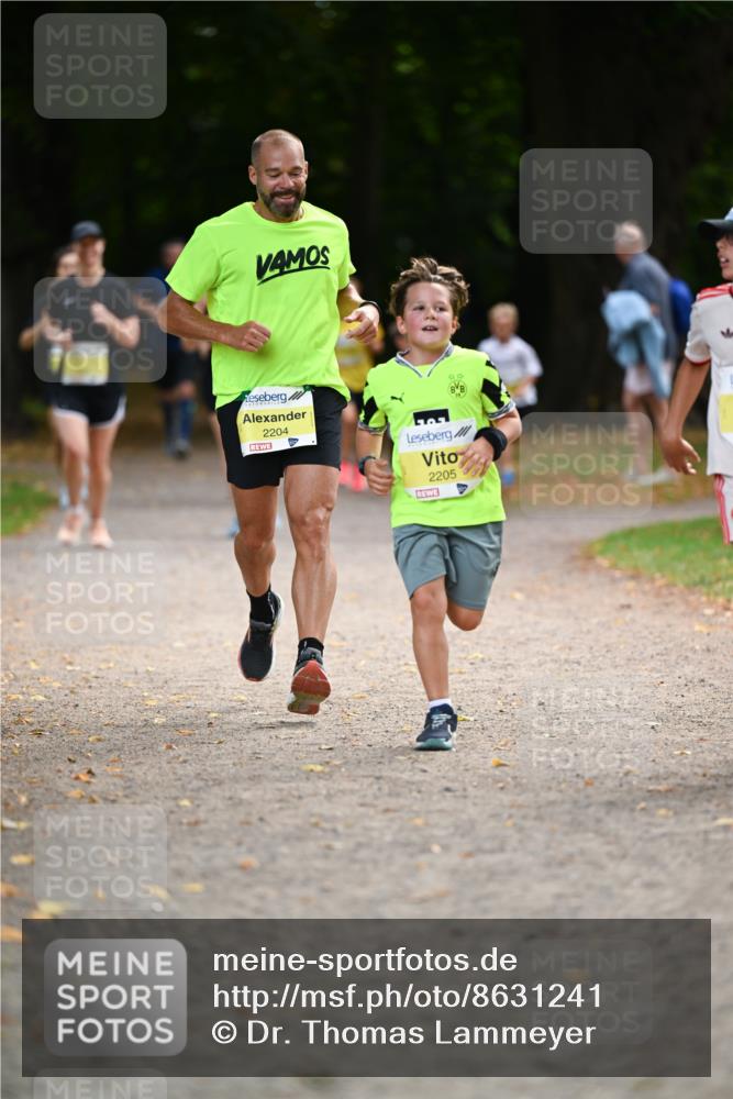 31.08.2025 - 21. Blankeneser Heldenlauf Dr. Thomas Lammeyer http://msf.ph/oto/8631241 31.08.2025 10:16:28 Laufen 2204, 2205, 4113 meine-sportfotos.de