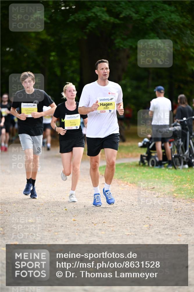 31.08.2025 - 21. Blankeneser Heldenlauf Dr. Thomas Lammeyer http://msf.ph/oto/8631528 31.08.2025 10:17:28 Laufen 2718, 2719, 2261 meine-sportfotos.de