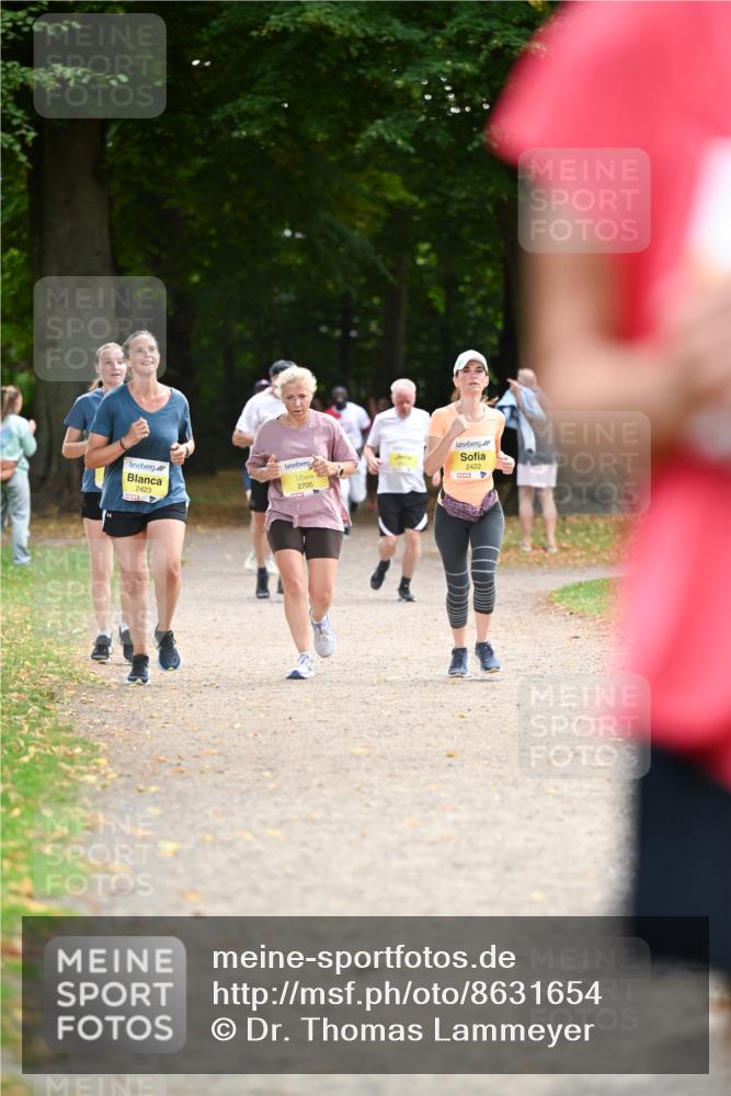 31.08.2025 - 21. Blankeneser Heldenlauf Dr. Thomas Lammeyer http://msf.ph/oto/8631654 31.08.2025 10:18:01 Laufen 2423, 2705, 2422 meine-sportfotos.de