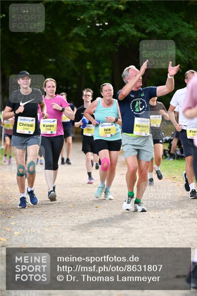 31.08.2025 - 21. Blankeneser Heldenlauf Dr. Thomas Lammeyer http://msf.ph/oto/8631807 31.08.2025 10:18:36 Laufen 2445, 2309, 2426, 2310, 2444, 254 meine-sportfotos.de