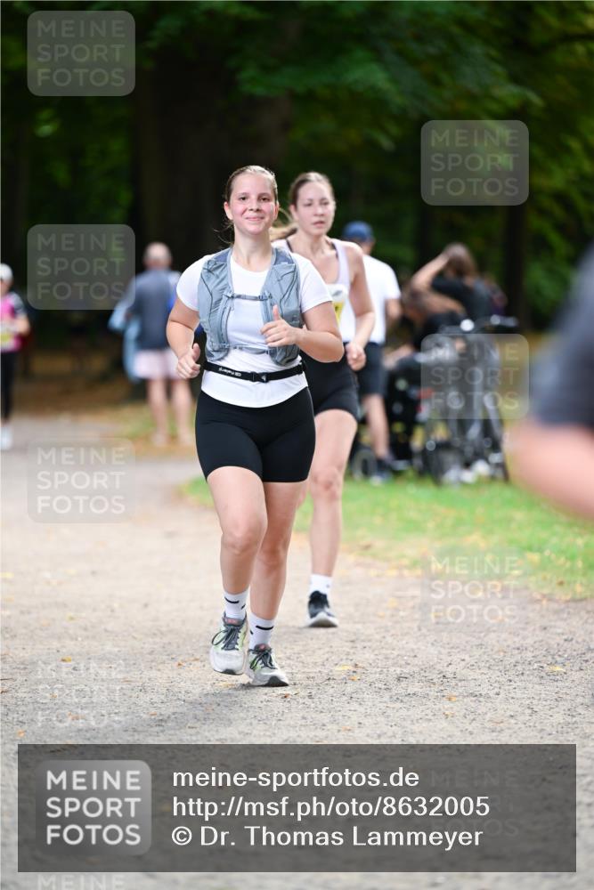 31.08.2025 - 21. Blankeneser Heldenlauf Dr. Thomas Lammeyer http://msf.ph/oto/8632005 31.08.2025 10:19:21 Laufen  meine-sportfotos.de