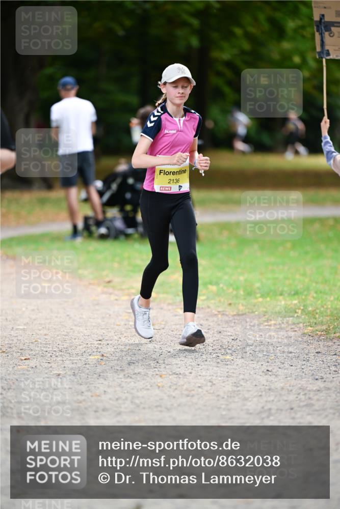31.08.2025 - 21. Blankeneser Heldenlauf Dr. Thomas Lammeyer http://msf.ph/oto/8632038 31.08.2025 10:19:30 Laufen 2136 meine-sportfotos.de