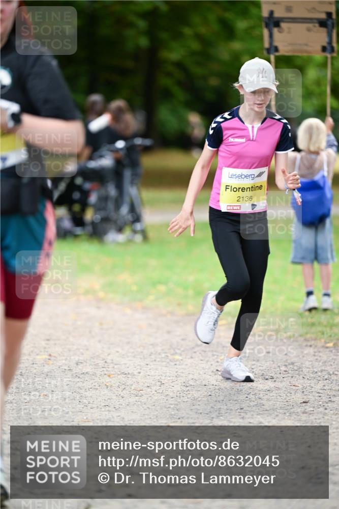 31.08.2025 - 21. Blankeneser Heldenlauf Dr. Thomas Lammeyer http://msf.ph/oto/8632045 31.08.2025 10:19:31 Laufen 2136 meine-sportfotos.de