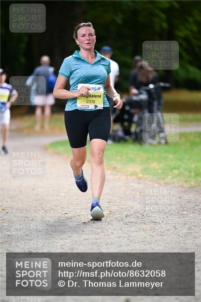 31.08.2025 - 21. Blankeneser Heldenlauf Dr. Thomas Lammeyer http://msf.ph/oto/8632058 31.08.2025 10:19:34 Laufen 2376 meine-sportfotos.de