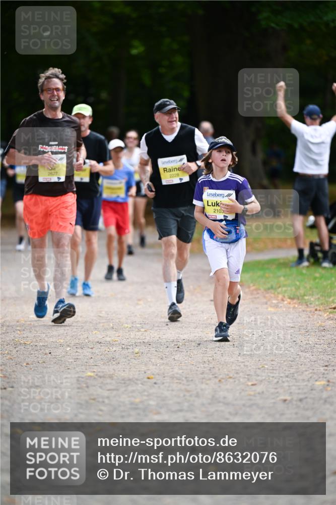 31.08.2025 - 21. Blankeneser Heldenlauf Dr. Thomas Lammeyer http://msf.ph/oto/8632076 31.08.2025 10:19:38 Laufen 2627, 2228, 2103 meine-sportfotos.de