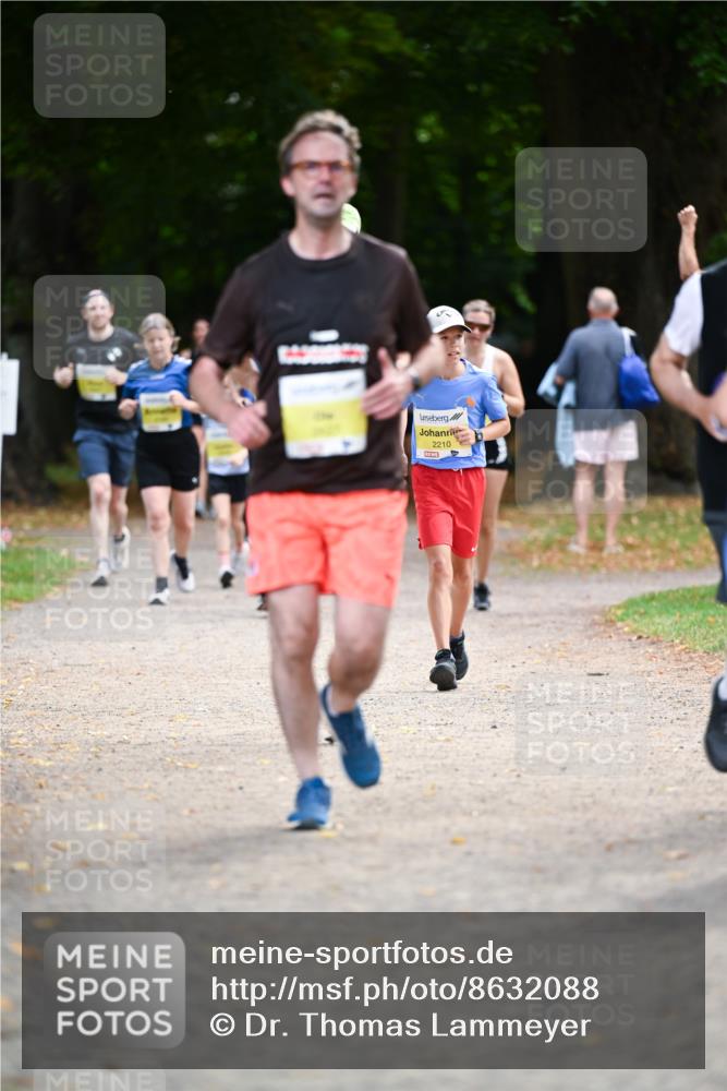 31.08.2025 - 21. Blankeneser Heldenlauf Dr. Thomas Lammeyer http://msf.ph/oto/8632088 31.08.2025 10:19:40 Laufen 2210 meine-sportfotos.de