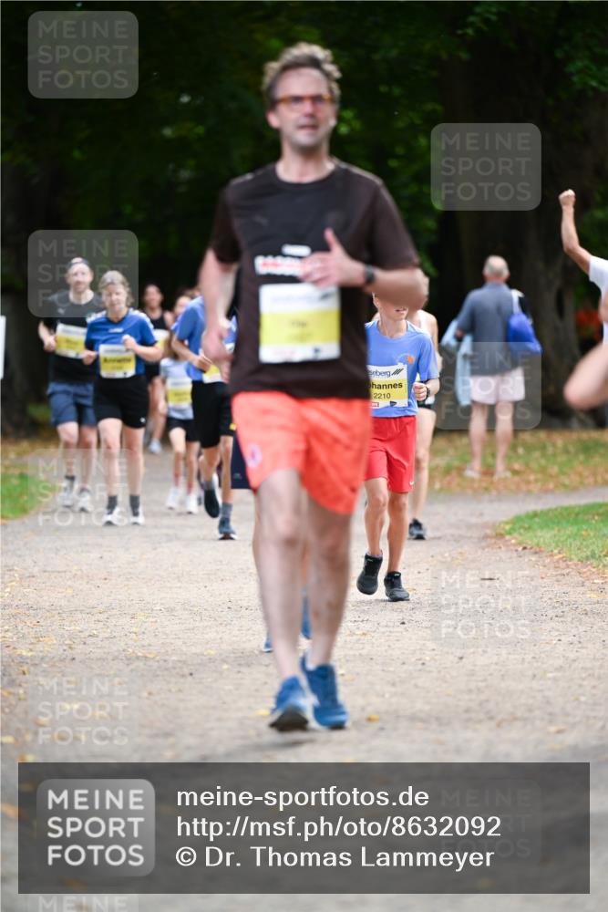 31.08.2025 - 21. Blankeneser Heldenlauf Dr. Thomas Lammeyer http://msf.ph/oto/8632092 31.08.2025 10:19:41 Laufen 2210 meine-sportfotos.de