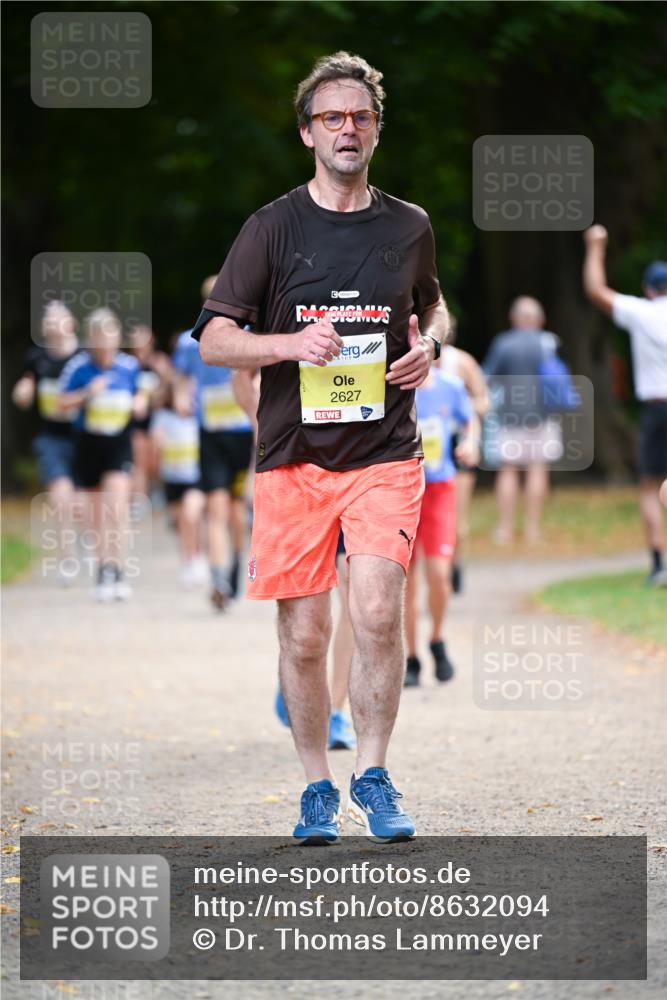 31.08.2025 - 21. Blankeneser Heldenlauf Dr. Thomas Lammeyer http://msf.ph/oto/8632094 31.08.2025 10:19:41 Laufen 2627 meine-sportfotos.de
