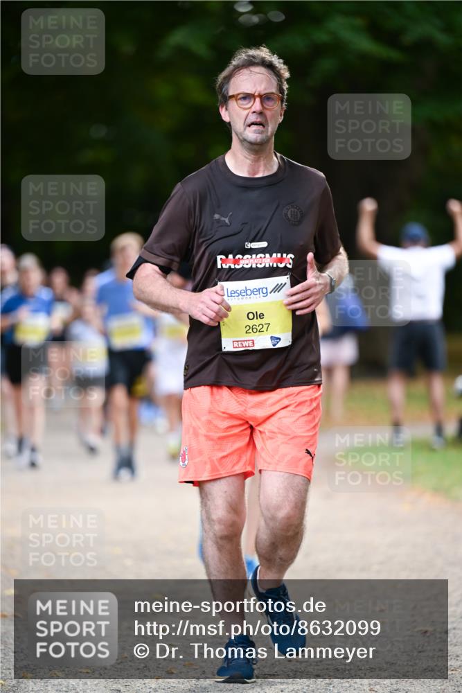 31.08.2025 - 21. Blankeneser Heldenlauf Dr. Thomas Lammeyer http://msf.ph/oto/8632099 31.08.2025 10:19:42 Laufen 2627 meine-sportfotos.de