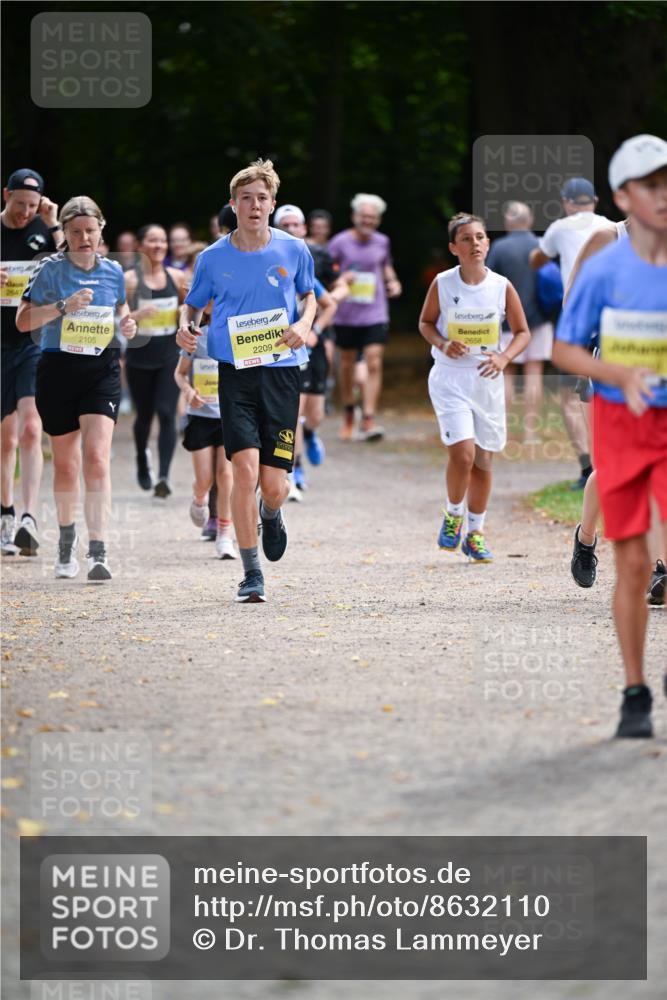 31.08.2025 - 21. Blankeneser Heldenlauf Dr. Thomas Lammeyer http://msf.ph/oto/8632110 31.08.2025 10:19:44 Laufen 2105, 2209, 2658 meine-sportfotos.de