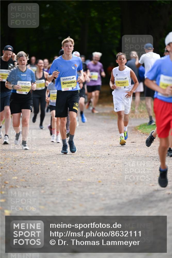 31.08.2025 - 21. Blankeneser Heldenlauf Dr. Thomas Lammeyer http://msf.ph/oto/8632111 31.08.2025 10:19:44 Laufen 4, 2209, 2658, 2105, 25 meine-sportfotos.de