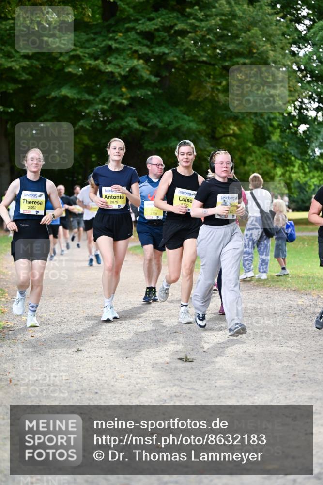 31.08.2025 - 21. Blankeneser Heldenlauf Dr. Thomas Lammeyer http://msf.ph/oto/8632183 31.08.2025 10:20:00 Laufen 2092, 2079, 2776, 4, 2190 meine-sportfotos.de