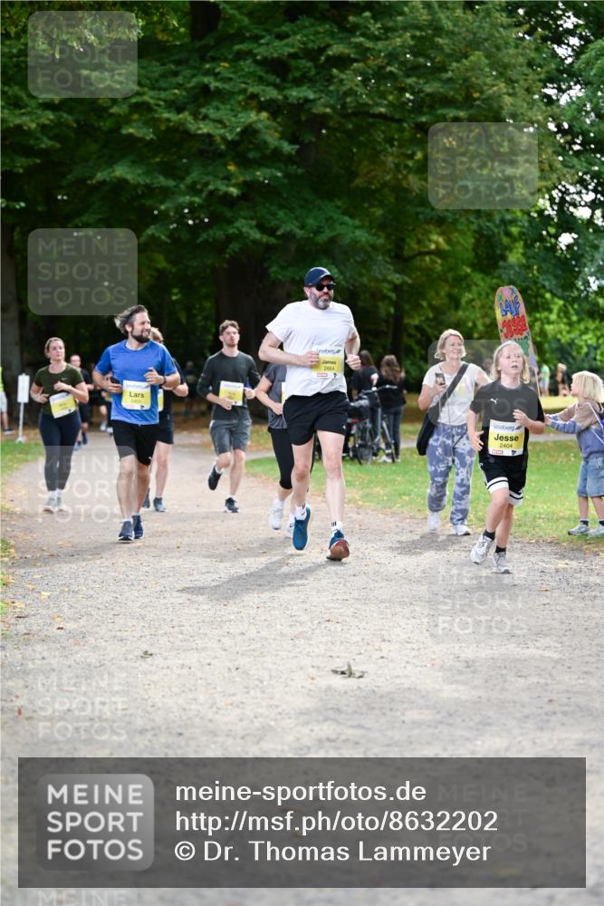 31.08.2025 - 21. Blankeneser Heldenlauf Dr. Thomas Lammeyer http://msf.ph/oto/8632202 31.08.2025 10:20:04 Laufen 2664, 2404, 7 meine-sportfotos.de