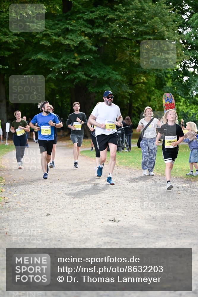 31.08.2025 - 21. Blankeneser Heldenlauf Dr. Thomas Lammeyer http://msf.ph/oto/8632203 31.08.2025 10:20:04 Laufen 2405, 2664, 24 meine-sportfotos.de