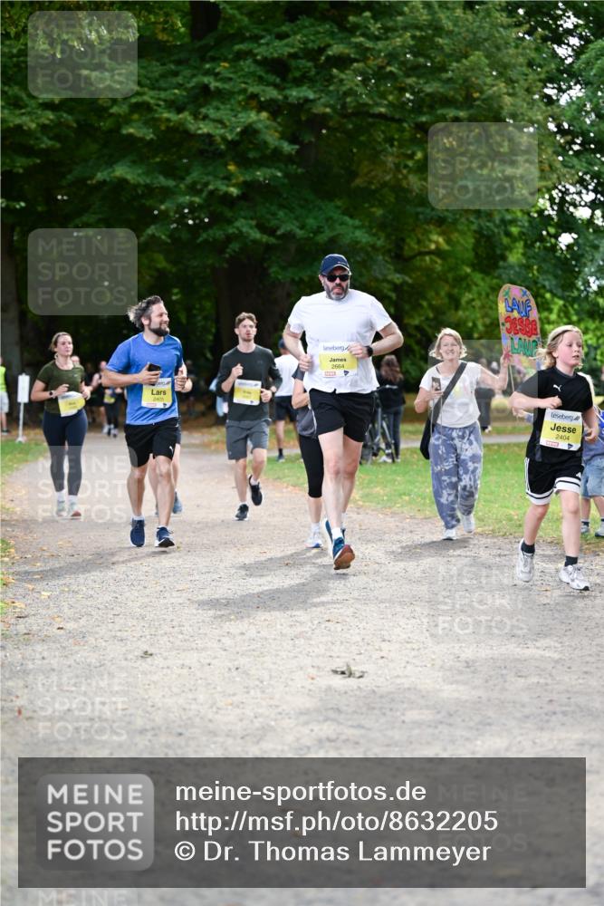 31.08.2025 - 21. Blankeneser Heldenlauf Dr. Thomas Lammeyer http://msf.ph/oto/8632205 31.08.2025 10:20:04 Laufen 2405, 2664, 2404 meine-sportfotos.de