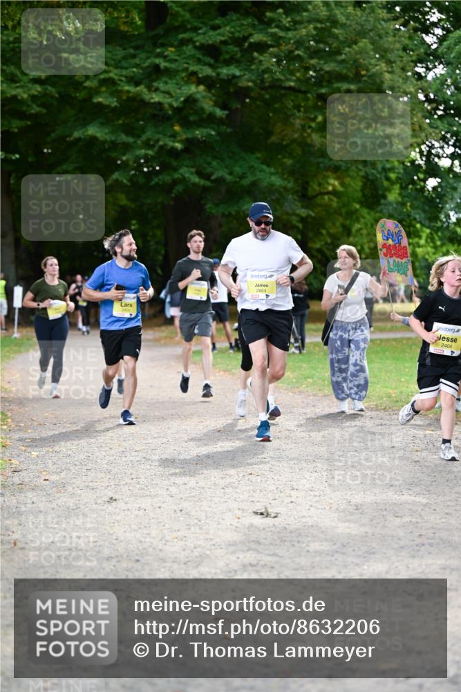 31.08.2025 - 21. Blankeneser Heldenlauf Dr. Thomas Lammeyer http://msf.ph/oto/8632206 31.08.2025 10:20:04 Laufen 2405, 2664, 2404 meine-sportfotos.de