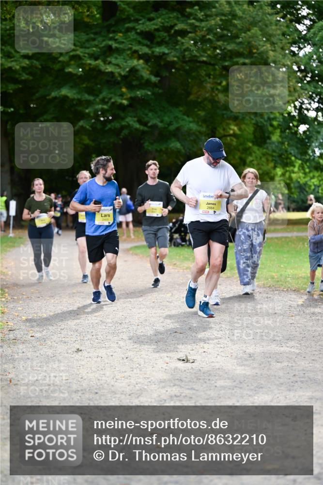 31.08.2025 - 21. Blankeneser Heldenlauf Dr. Thomas Lammeyer http://msf.ph/oto/8632210 31.08.2025 10:20:05 Laufen 2405, 2664 meine-sportfotos.de