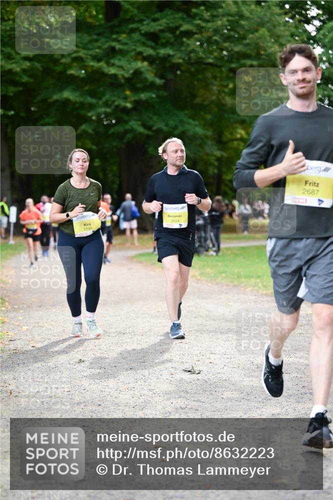 31.08.2025 - 21. Blankeneser Heldenlauf Dr. Thomas Lammeyer http://msf.ph/oto/8632223 31.08.2025 10:20:08 Laufen 2695, 2694, 2687 meine-sportfotos.de
