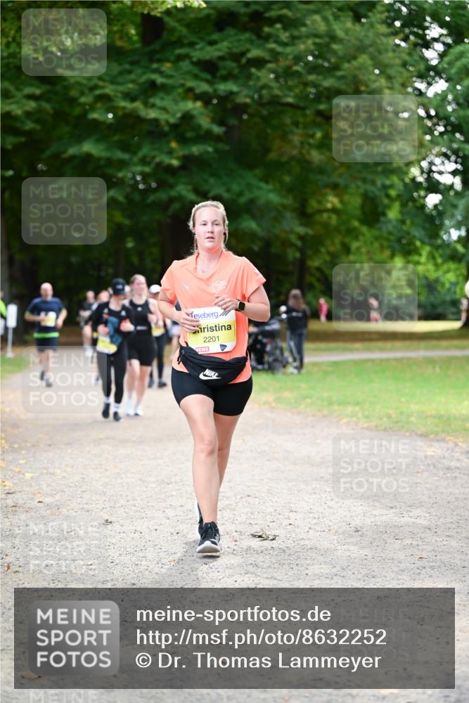 31.08.2025 - 21. Blankeneser Heldenlauf Dr. Thomas Lammeyer http://msf.ph/oto/8632252 31.08.2025 10:20:16 Laufen 2201 meine-sportfotos.de