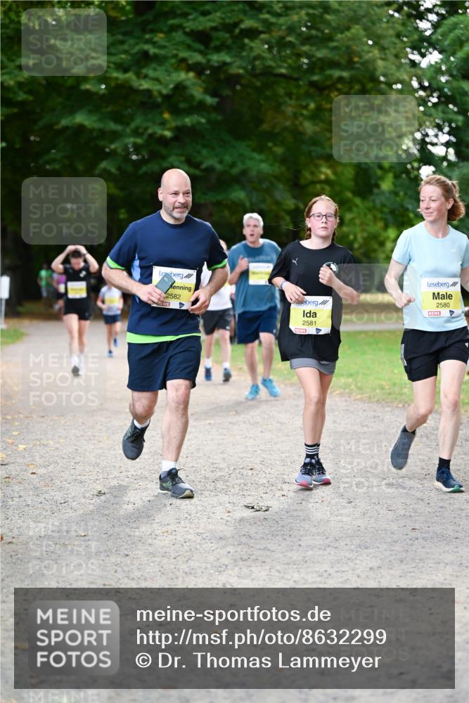 31.08.2025 - 21. Blankeneser Heldenlauf Dr. Thomas Lammeyer http://msf.ph/oto/8632299 31.08.2025 10:20:24 Laufen 2582, 2580, 2581 meine-sportfotos.de