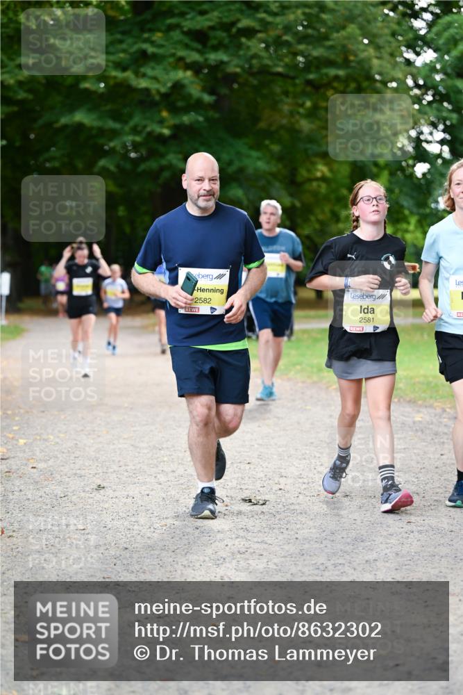 31.08.2025 - 21. Blankeneser Heldenlauf Dr. Thomas Lammeyer http://msf.ph/oto/8632302 31.08.2025 10:20:25 Laufen 2582, 2581 meine-sportfotos.de