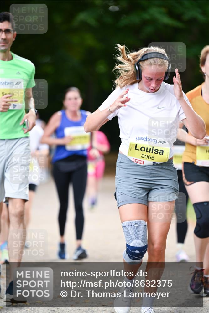 31.08.2025 - 21. Blankeneser Heldenlauf Dr. Thomas Lammeyer http://msf.ph/oto/8632375 31.08.2025 10:20:45 Laufen 2065 meine-sportfotos.de