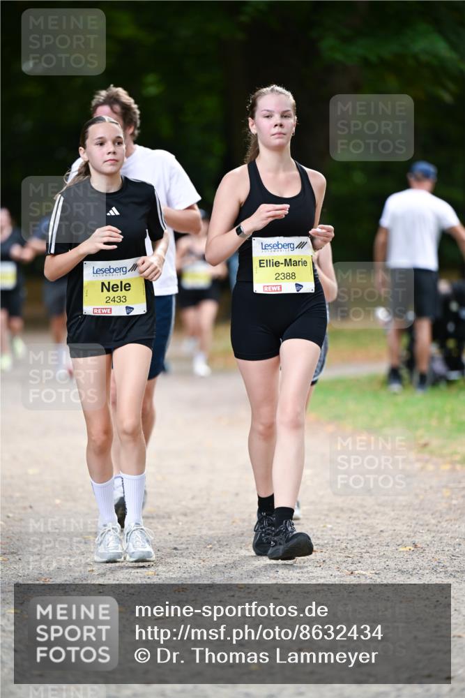 31.08.2025 - 21. Blankeneser Heldenlauf Dr. Thomas Lammeyer http://msf.ph/oto/8632434 31.08.2025 10:20:58 Laufen 2433, 2388 meine-sportfotos.de