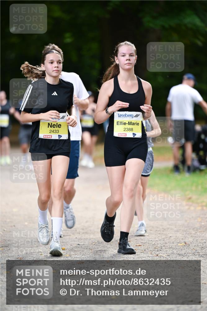 31.08.2025 - 21. Blankeneser Heldenlauf Dr. Thomas Lammeyer http://msf.ph/oto/8632435 31.08.2025 10:20:59 Laufen 2433, 2388 meine-sportfotos.de